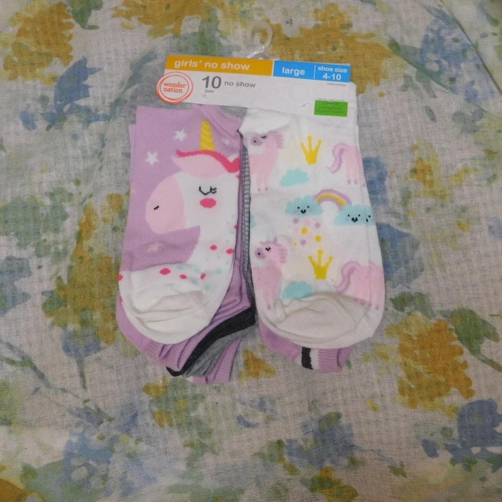 Bundle of Wonder Nation Big Girls No Show Socks